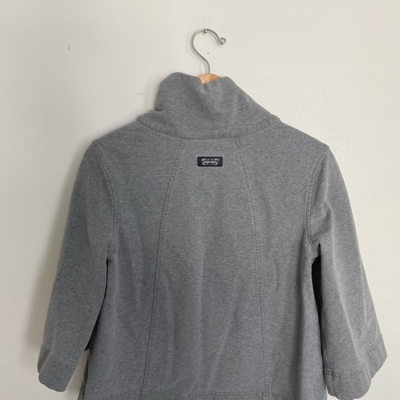 Lululemon zip up top - Picture 2 of 2